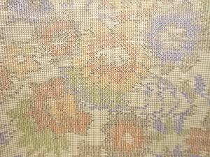 アンティーク　花に古典柄織り出し本場大島紬着物